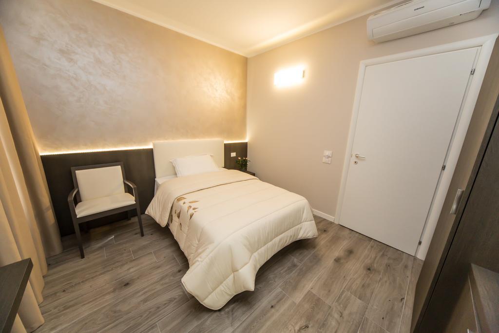 B&B Corte Sul Naviglio Cin I T 0 1 5 0 7 0 C 1 3 X U I L Q C V Cernusco Sul Naviglio Room photo